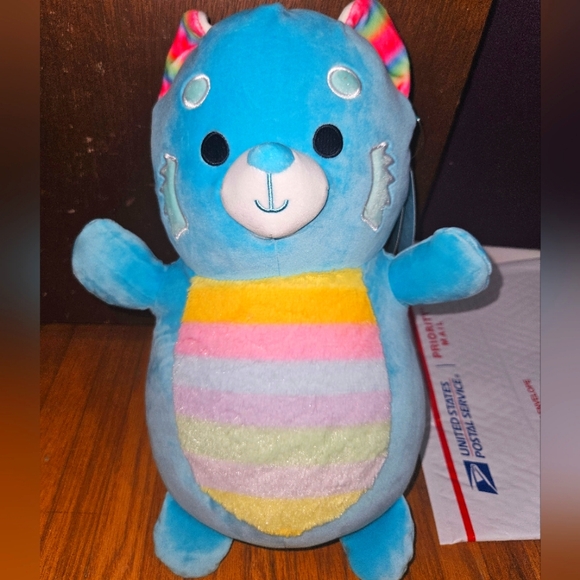 NWT Squishmallows Hugmee Vanessa the Rainbow 🌈 Red Panda 14" - Picture 1 of 5